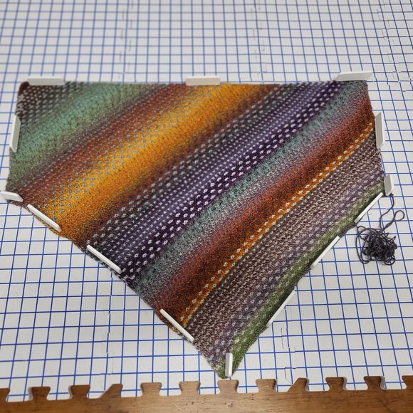 Shift Into Fall Cowl - Picture 5 of 6